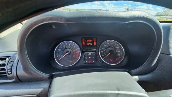 RENAULT CLIO 1.0 EXPRESSION 16V FLEX 4P MANUAL